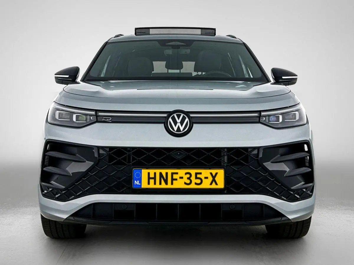 1.5 eHybrid R-Line Edition | SoH 97% | 272 PK | Automaat | Black Style | Lederen Interieur (Memory Seats) | 360* Camera (Helicopter View) | Head-Up Display | Harman-Kardon