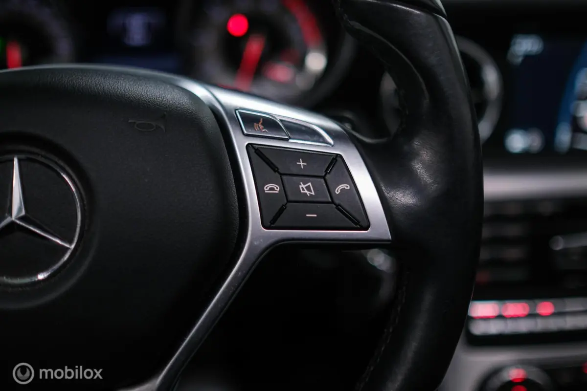 350 AMG Line 306 PK | Panorama | Airscarf | Sportonderstel | LED | Ambiance | Cruise | Navi | Zeer mooi |