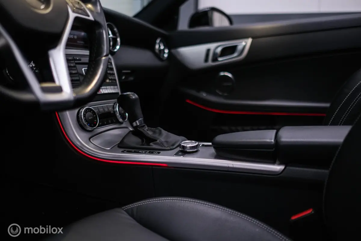 350 AMG Line 306 PK | Panorama | Airscarf | Sportonderstel | LED | Ambiance | Cruise | Navi | Zeer mooi |