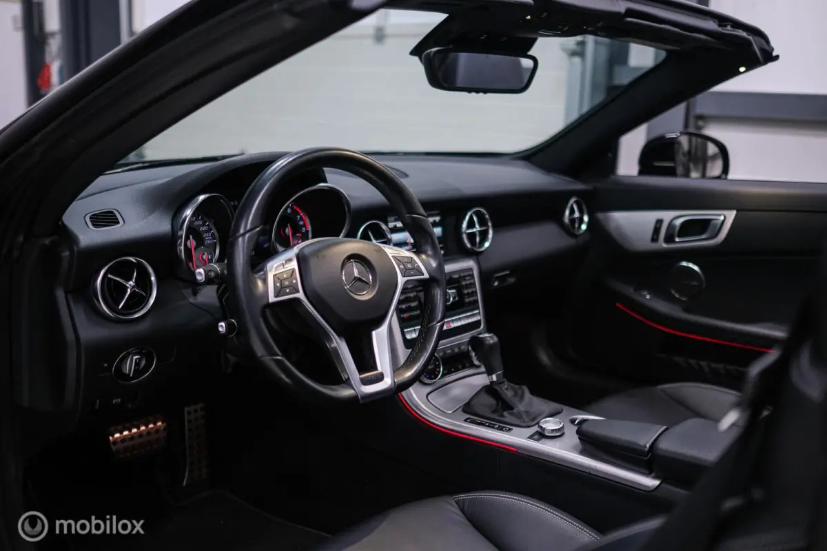 350 AMG Line 306 PK | Panorama | Airscarf | Sportonderstel | LED | Ambiance | Cruise | Navi | Zeer mooi |