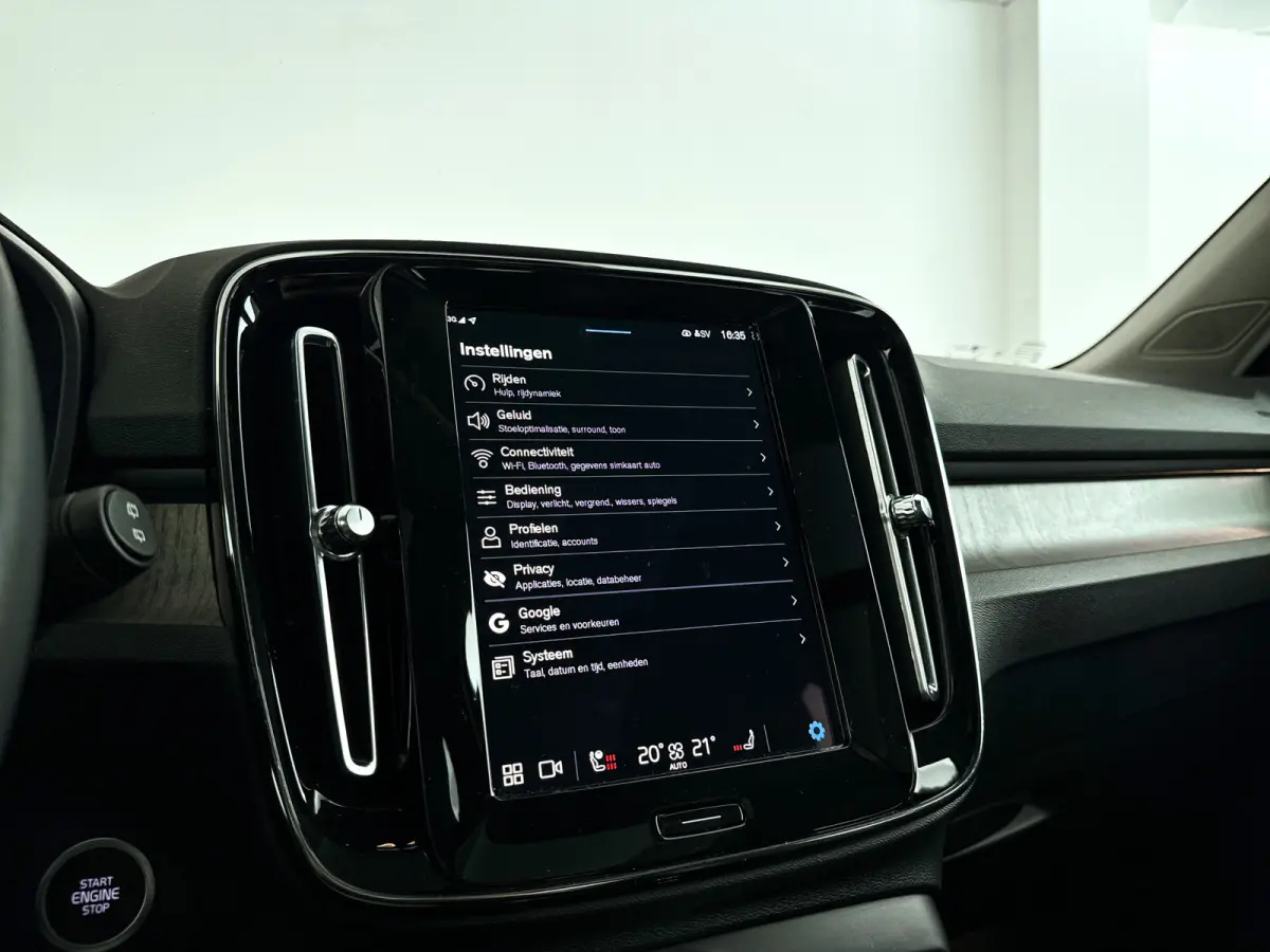 B3 Plus Dark | Panoramadak | Parkeercamera | Harman Kardon | Stoel- en Stuurverwarming