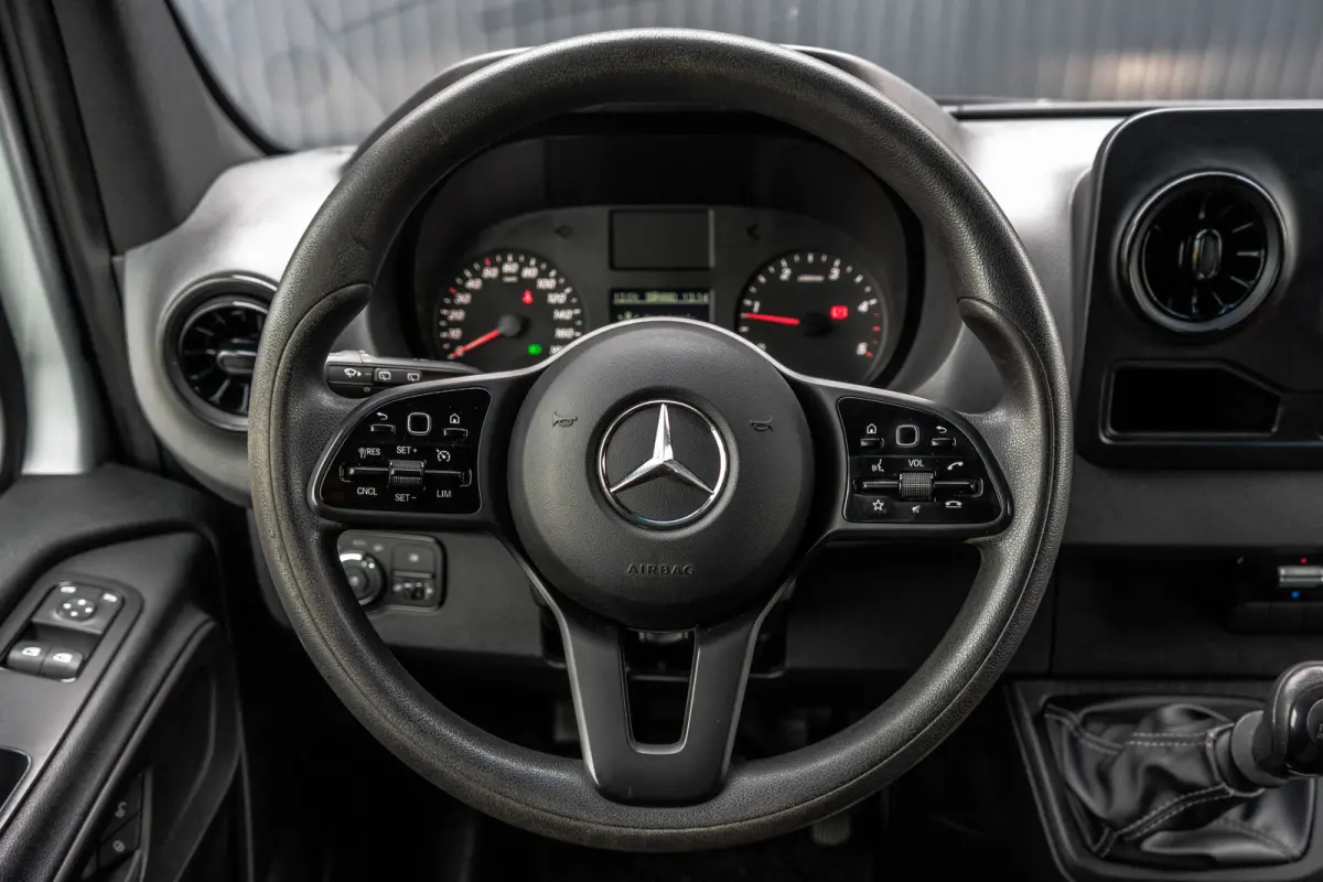 316CDI L2H2 | 163 PK | 3-Zits | Climatronic | Camera | Carplay | Airco