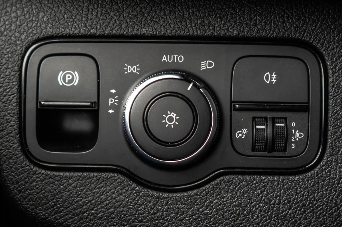316CDI L2H2 | 163 PK | 3-Zits | Climatronic | Camera | Carplay | Airco