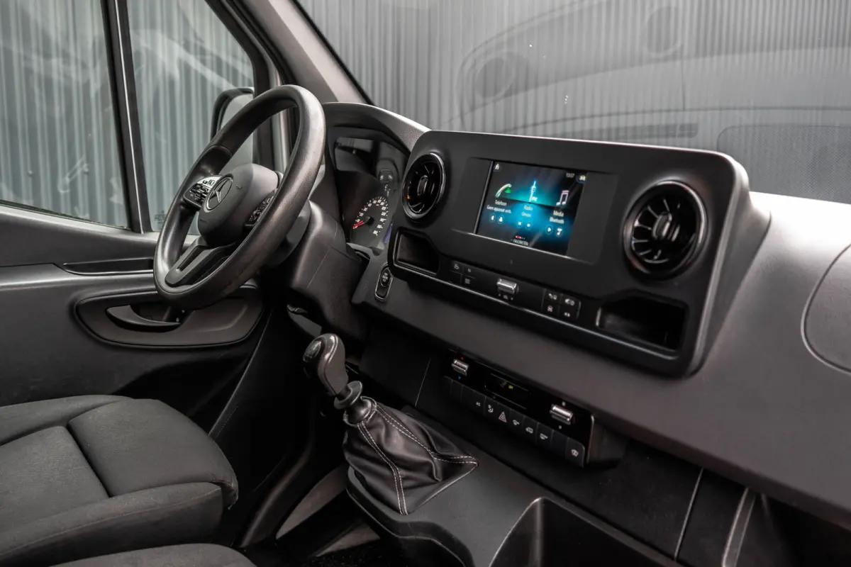 316CDI L2H2 | 163 PK | 3-Zits | Climatronic | Camera | Carplay | Airco