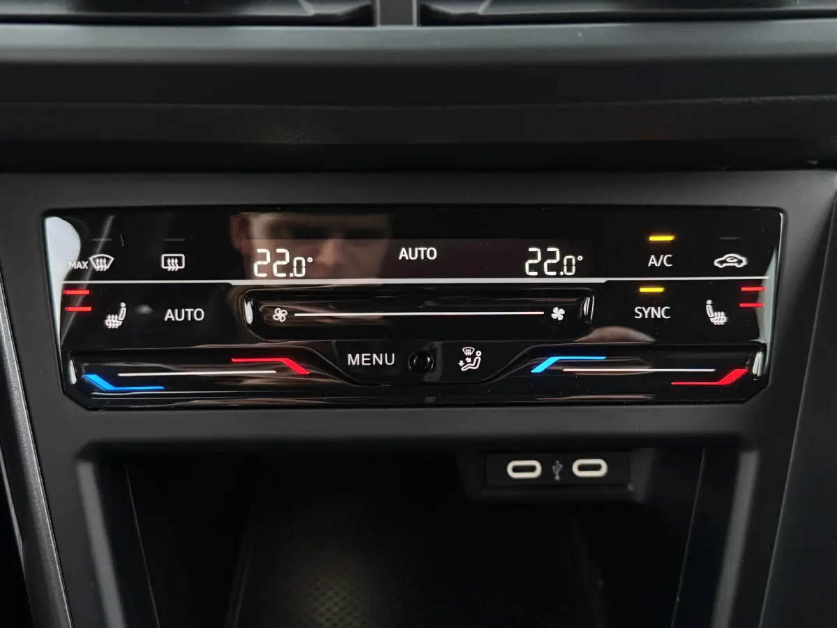 2.0 TSI 210PK GTI-SPORT LED VIRTUAL/LED/CARPLAY