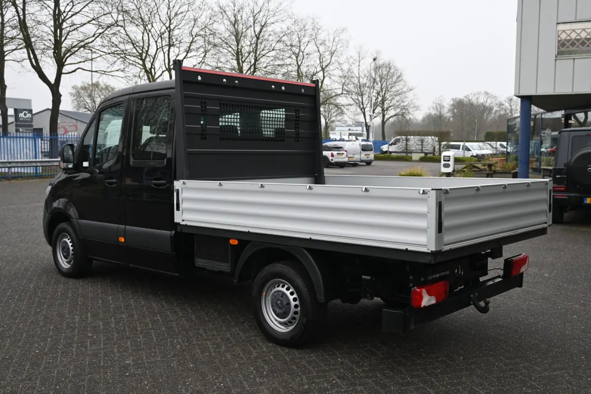 317 CDI Pro DC Open laadbak L2 3500 kg Trekhaak, MBUX met camera, Etc.