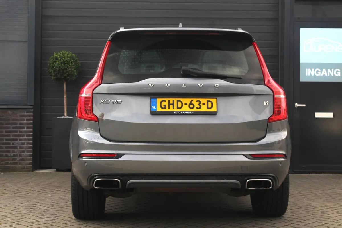 2.0 T8 Twin Engine AWD R-Design 7 P | Bowers & Wilkins | Panoramadak | Stoelkoeling | Luchtvering | Orrefors | Memory