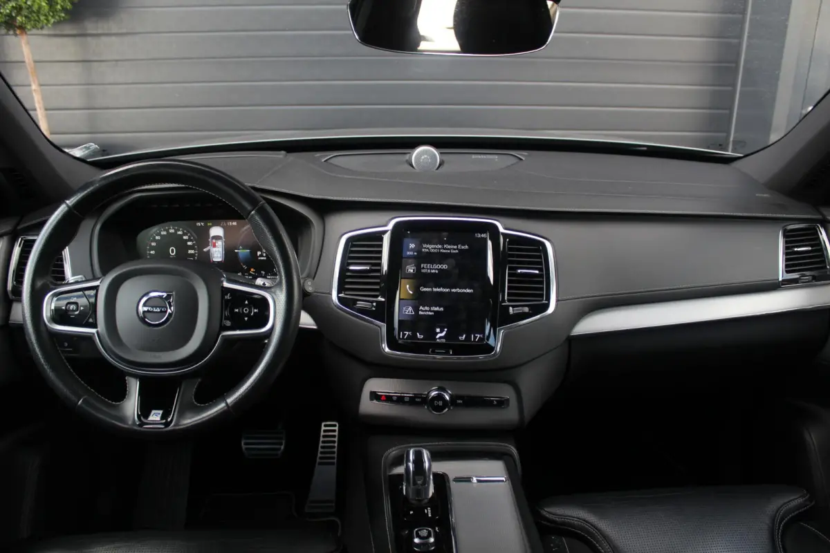 2.0 T8 Twin Engine AWD R-Design 7 P | Bowers & Wilkins | Panoramadak | Stoelkoeling | Luchtvering | Orrefors | Memory