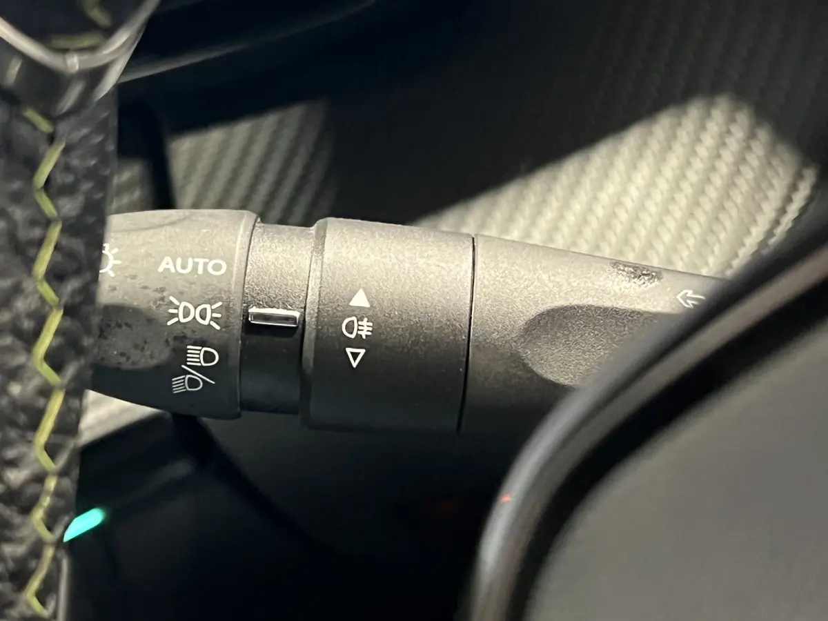 1.2 Turbo GT | Navigatie/Android/Apple Carplay | Adaptive Cruise control | Dealer onderhouden | PDC V+A | Achteruitrijcamera | LMV 17'' | Afn. trekhaak | Climate Control