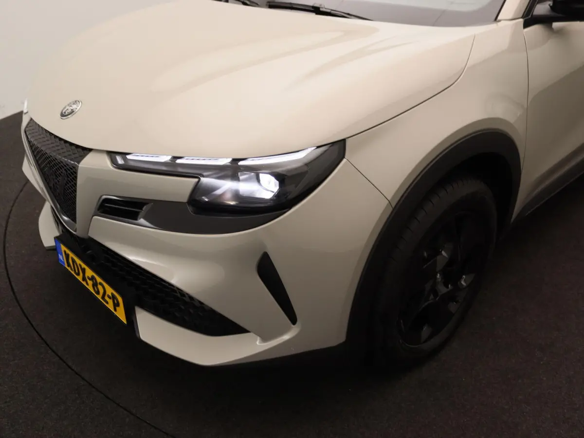 1.2 Turbo Hybrid Ibrida | Apple Carplay/Android Auto | Parkeersensoren | Climate Control | Cruise Control | Lichtmetalen Velgen |