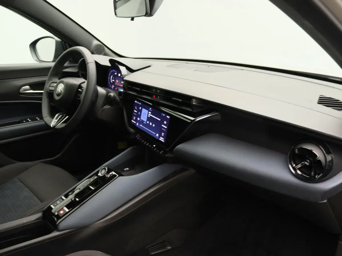 1.2 Turbo Hybrid Ibrida | Apple Carplay/Android Auto | Parkeersensoren | Climate Control | Cruise Control | Lichtmetalen Velgen |