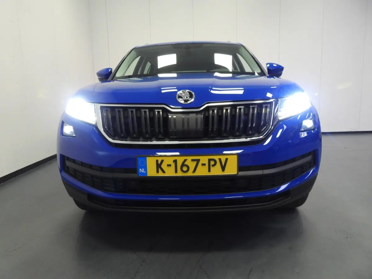 1.5 TSI Business Edition 7-Pers. NAVI/CLIMA/ADAPT.CRUISE/TREKH./18"LMV!