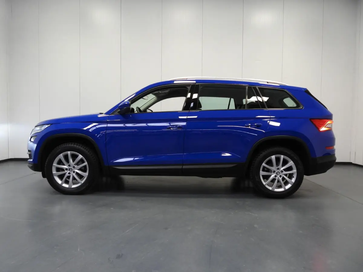 1.5 TSI Business Edition 7-Pers. NAVI/CLIMA/ADAPT.CRUISE/TREKH./18"LMV!