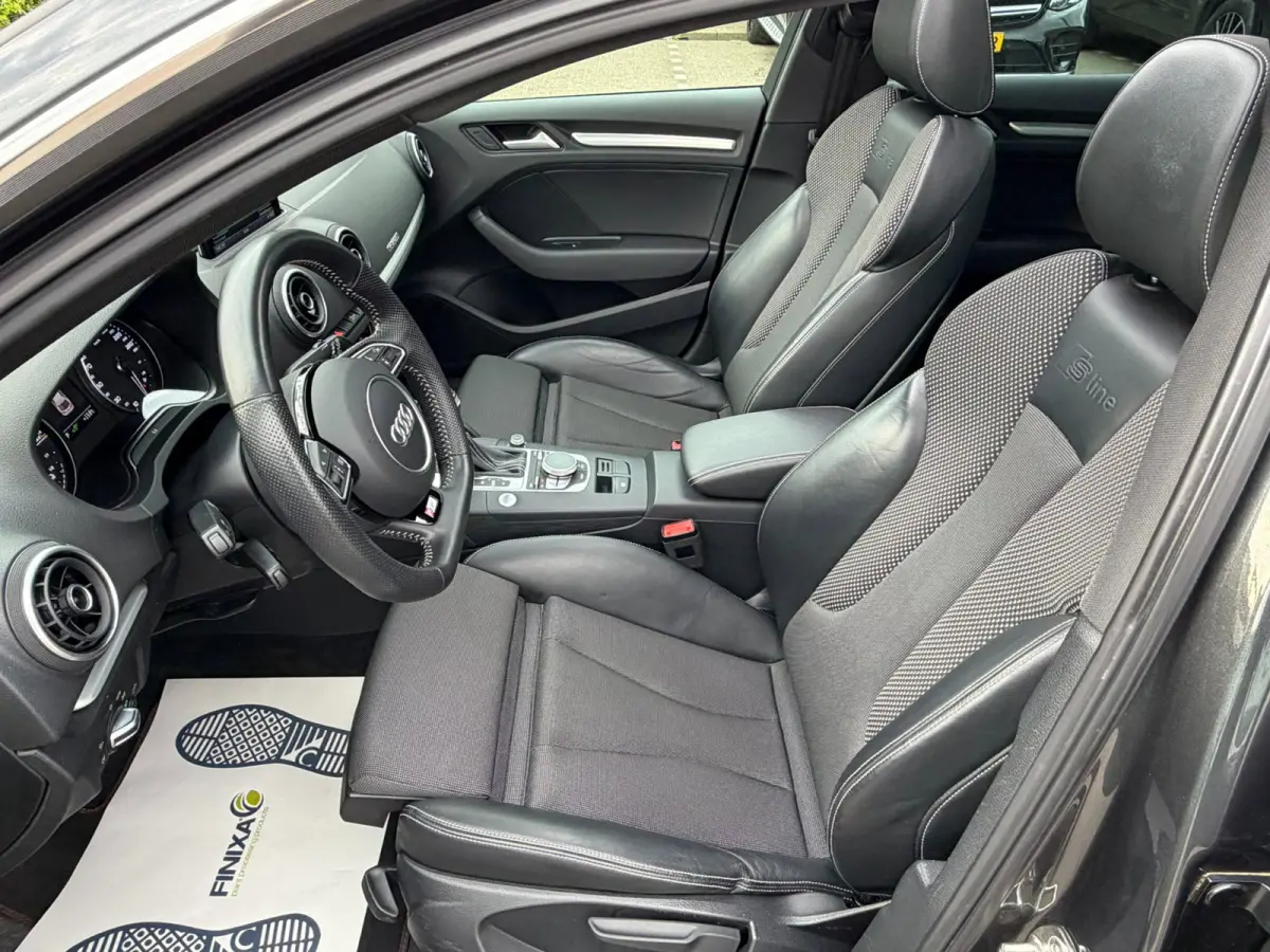 1.4 e-tron PHEV Ambition Pro Line plus l PANO
