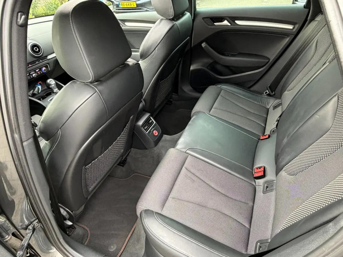 1.4 e-tron PHEV Ambition Pro Line plus l PANO