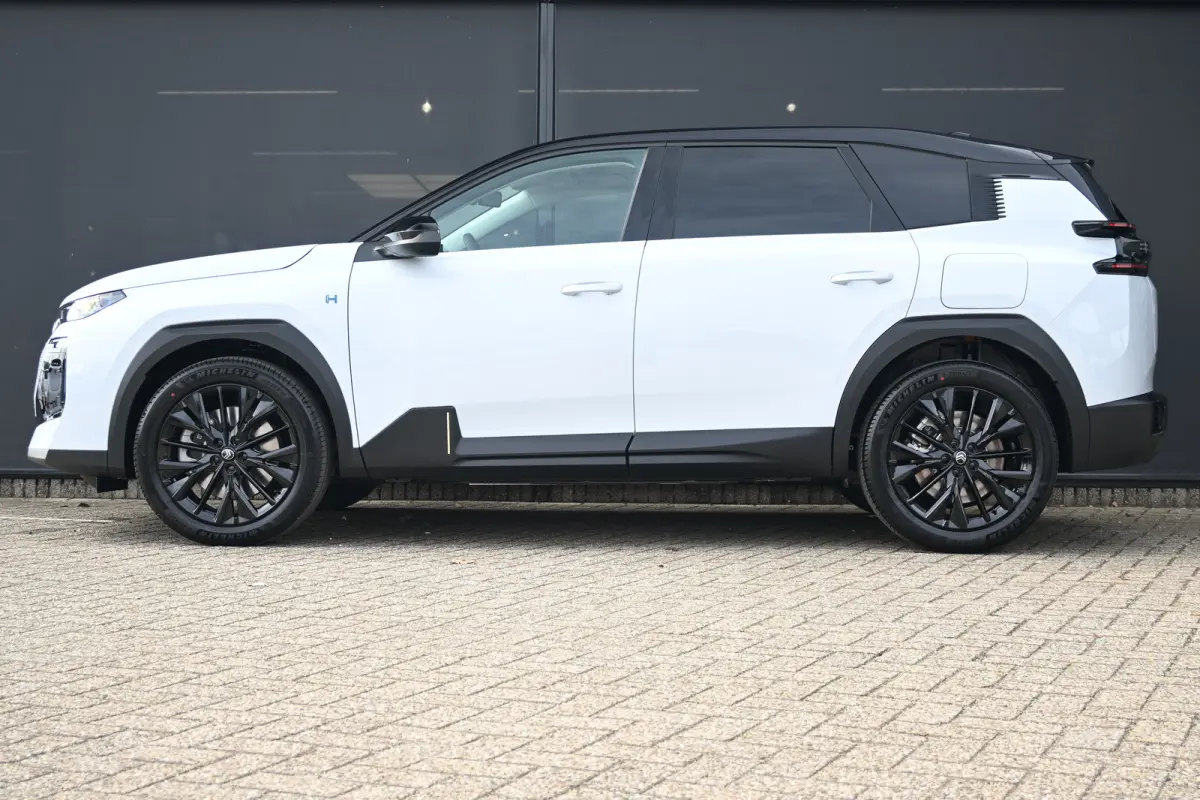 1.6 Plug-In Hybrid 195 Max | Vol-Leder | Massage | Elektr. Achterklep | Adaptive Cruise | LED-Matrix | Elektr. Stoelen | !!