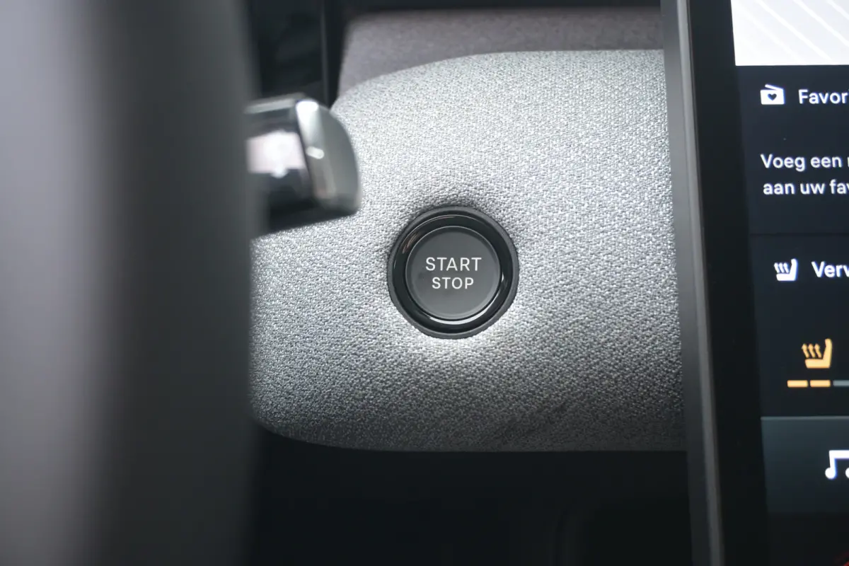 1.6 Plug-In Hybrid 195 Max | Vol-Leder | Massage | Elektr. Achterklep | Adaptive Cruise | LED-Matrix | Elektr. Stoelen | !!