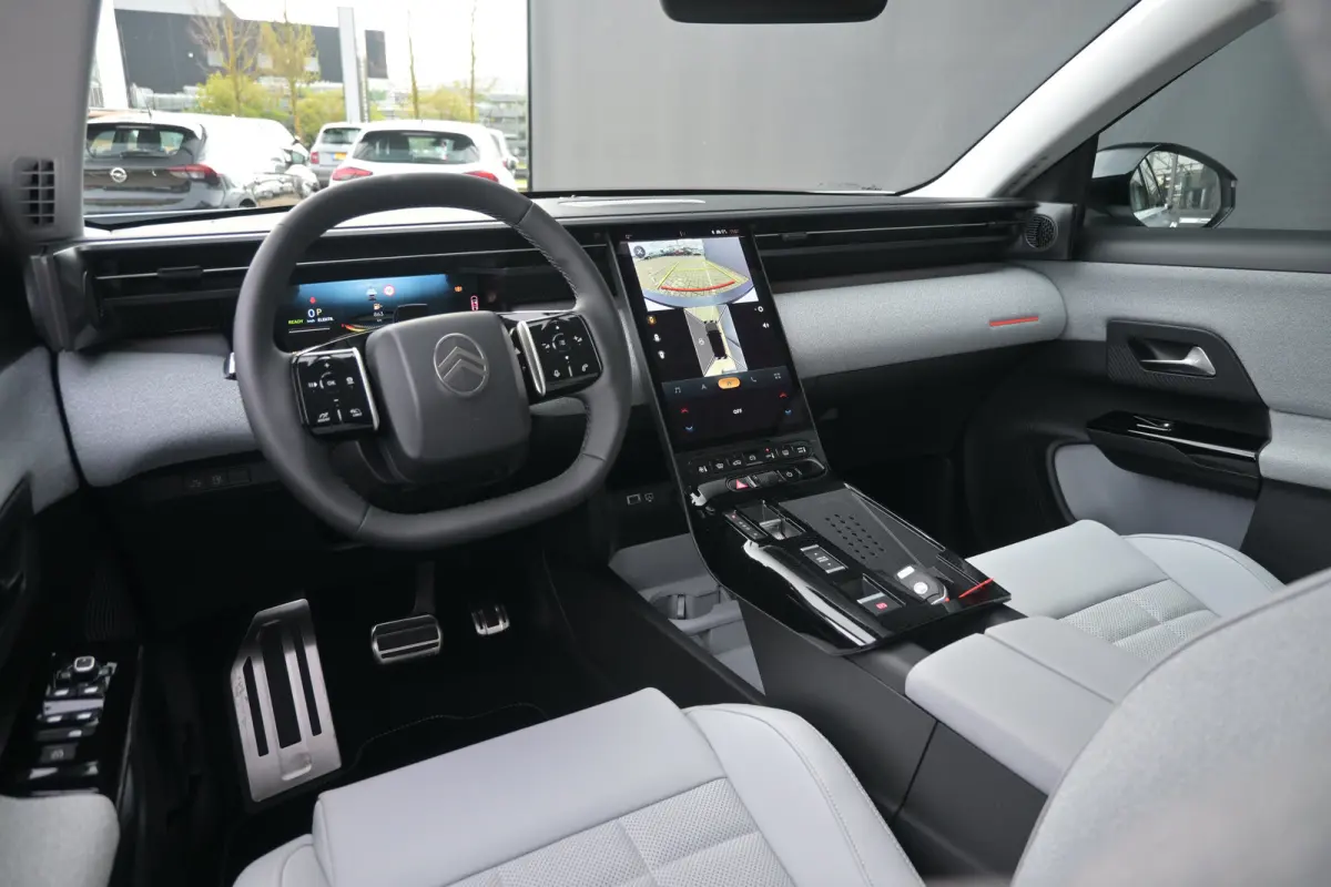 1.6 Plug-In Hybrid 195 Max | Vol-Leder | Massage | Elektr. Achterklep | Adaptive Cruise | LED-Matrix | Elektr. Stoelen | !!
