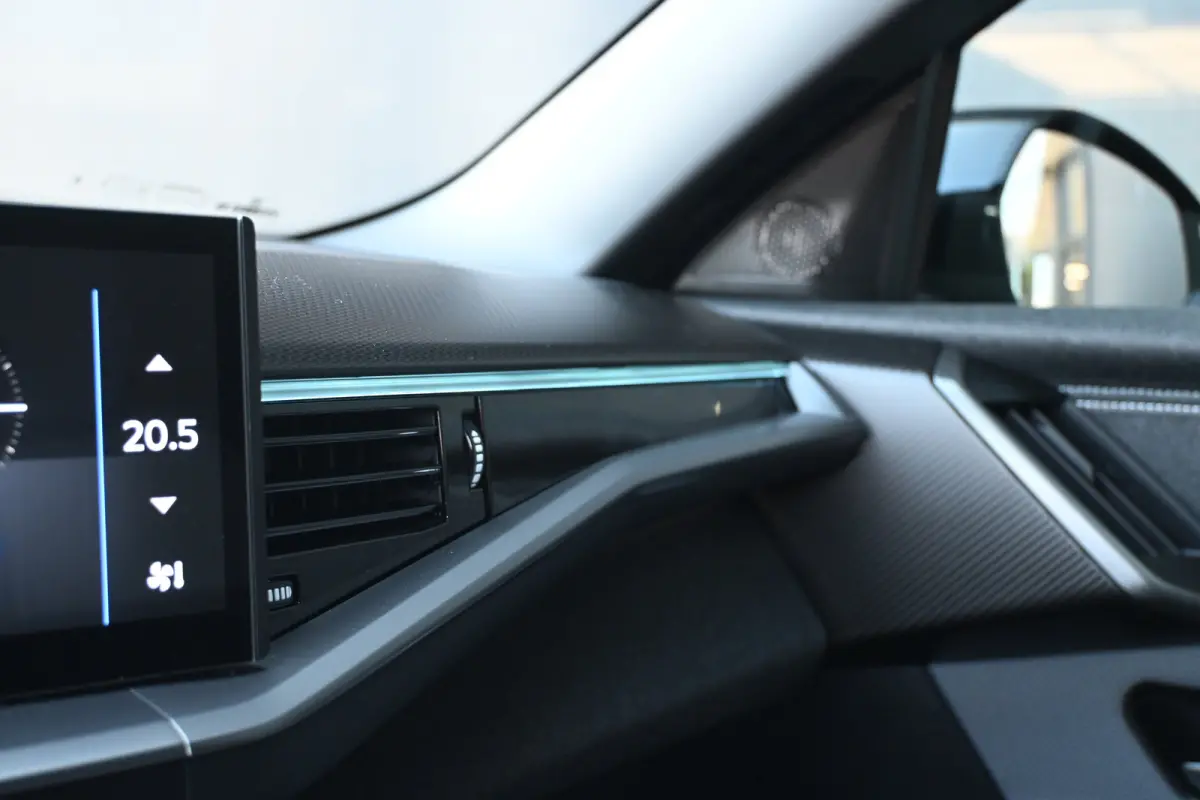 1.2 Turbo Hybrid GS 145pk | Technologie Pakket | HeadUp-Display | Stuur/Stoelverwarming | 360 Camera | Adaptive Cruise | LED-Matrix | !!