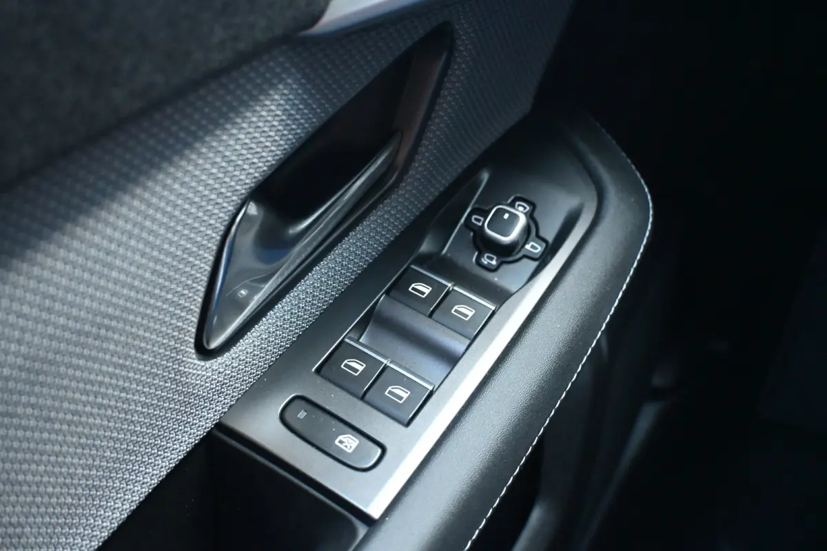 1.2 Turbo Hybrid GS 145pk | Technologie Pakket | HeadUp-Display | Stuur/Stoelverwarming | 360 Camera | Adaptive Cruise | LED-Matrix | !!
