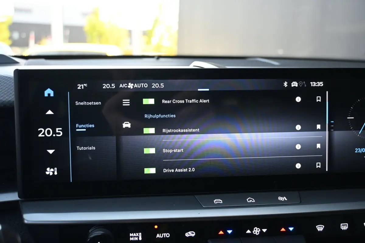 1.2 Turbo Hybrid GS 145pk | Technologie Pakket | HeadUp-Display | Stuur/Stoelverwarming | 360 Camera | Adaptive Cruise | LED-Matrix | !!