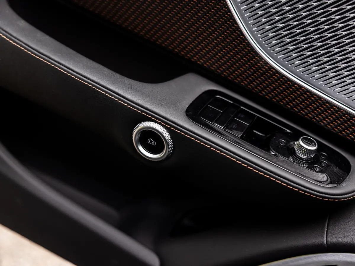 AWD Folgore 92.5 kWh | 760 PK | Stoel- en Stuurverwarming | 360° Camera | Luchtvering | Sonus Faber Audio |