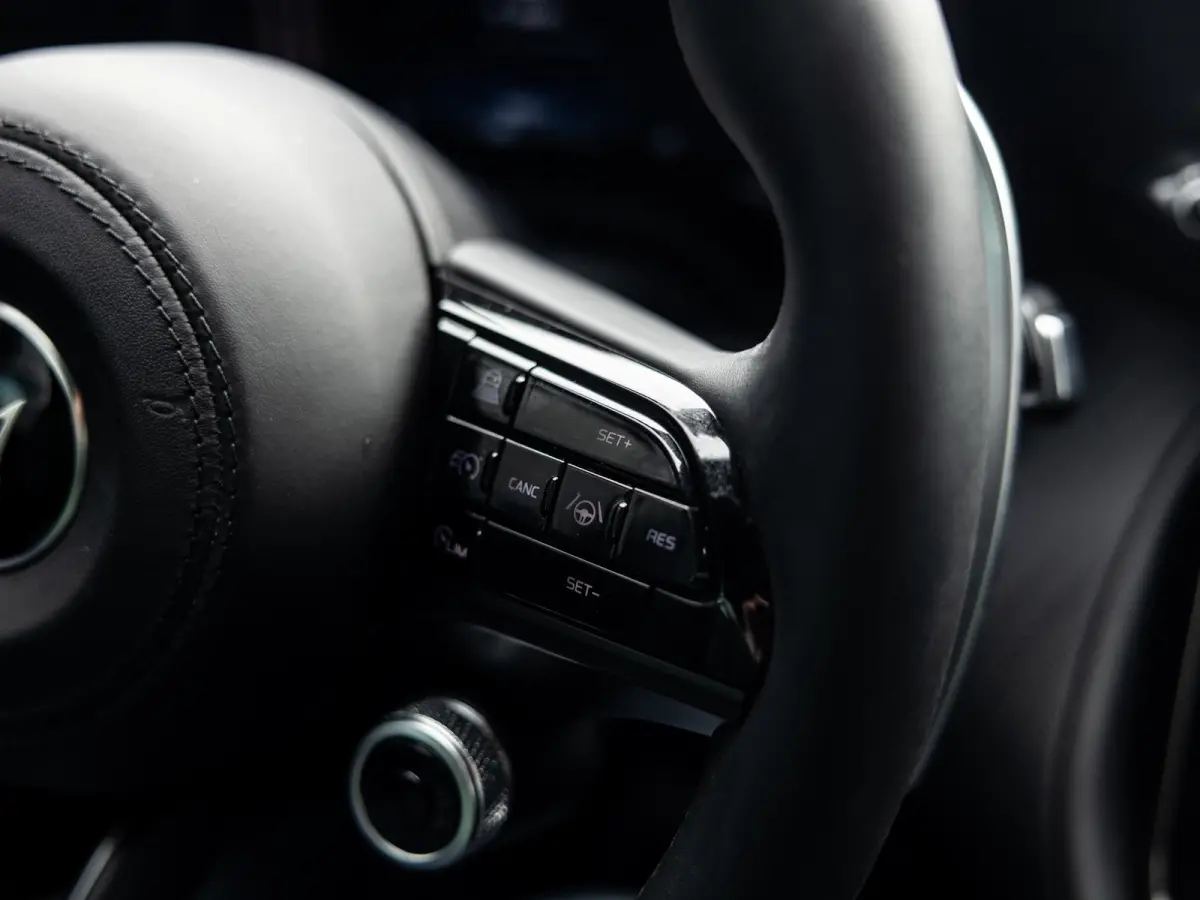 AWD Folgore 92.5 kWh | 760 PK | Stoel- en Stuurverwarming | 360° Camera | Luchtvering | Sonus Faber Audio |