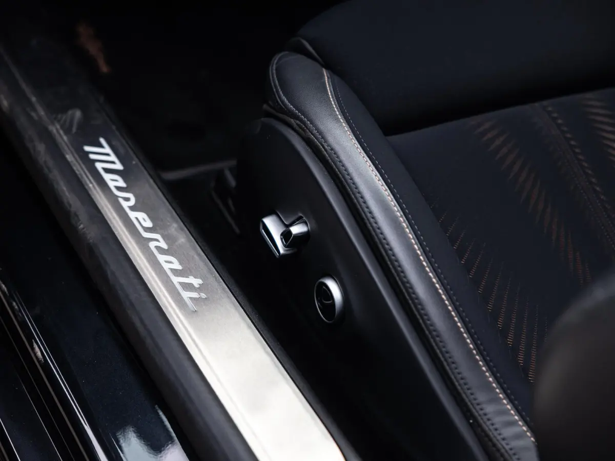 AWD Folgore 92.5 kWh | 760 PK | Stoel- en Stuurverwarming | 360° Camera | Luchtvering | Sonus Faber Audio |