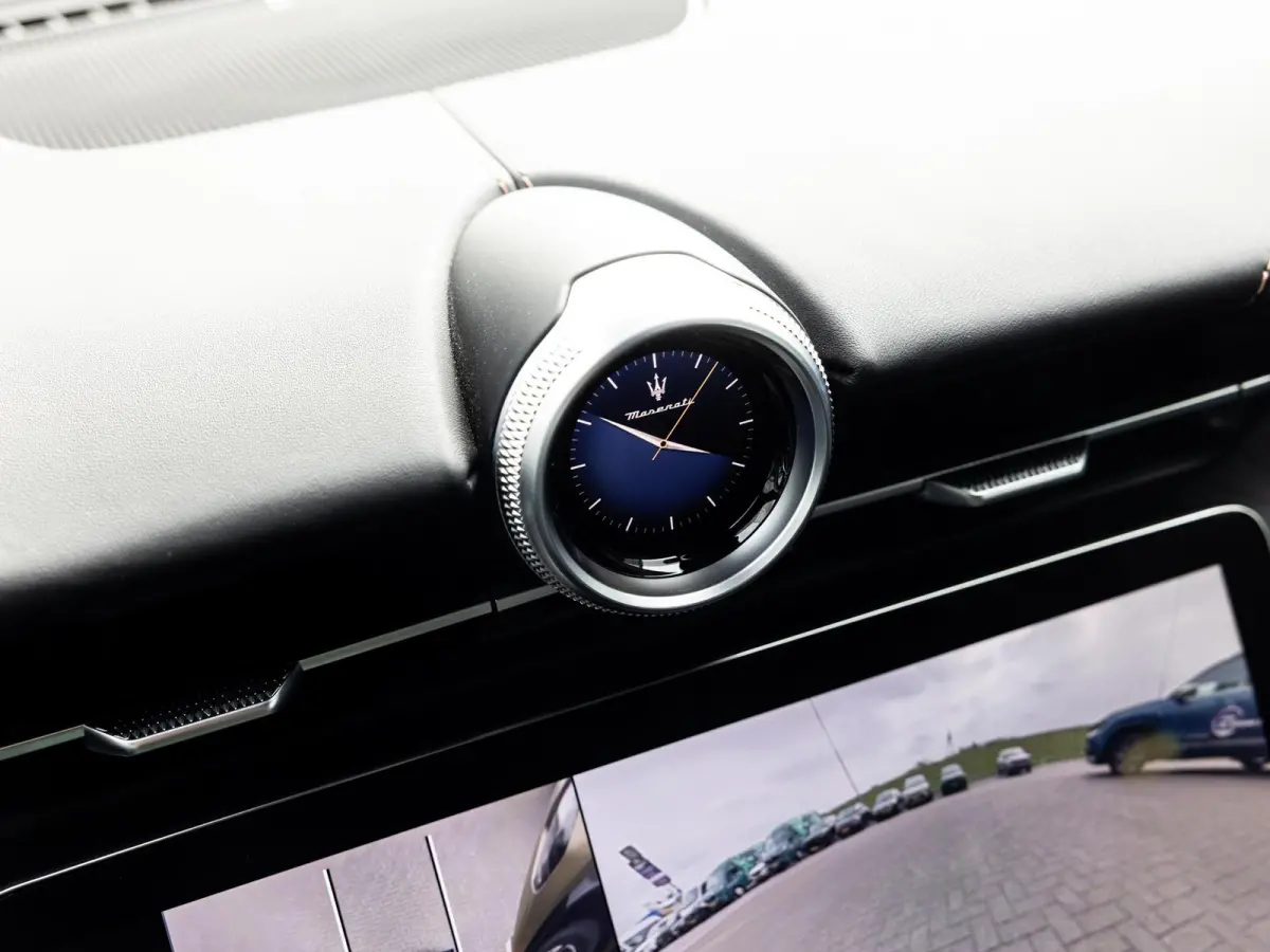 AWD Folgore 92.5 kWh | 760 PK | Stoel- en Stuurverwarming | 360° Camera | Luchtvering | Sonus Faber Audio |