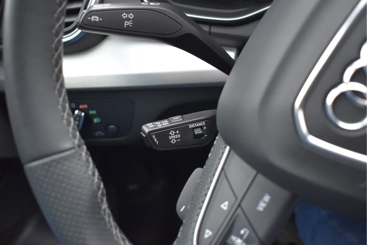50 TFSI e S-Line 299 Pk Black Optik Matrix Leder Navi Carbon 20 Inch Trekhaak