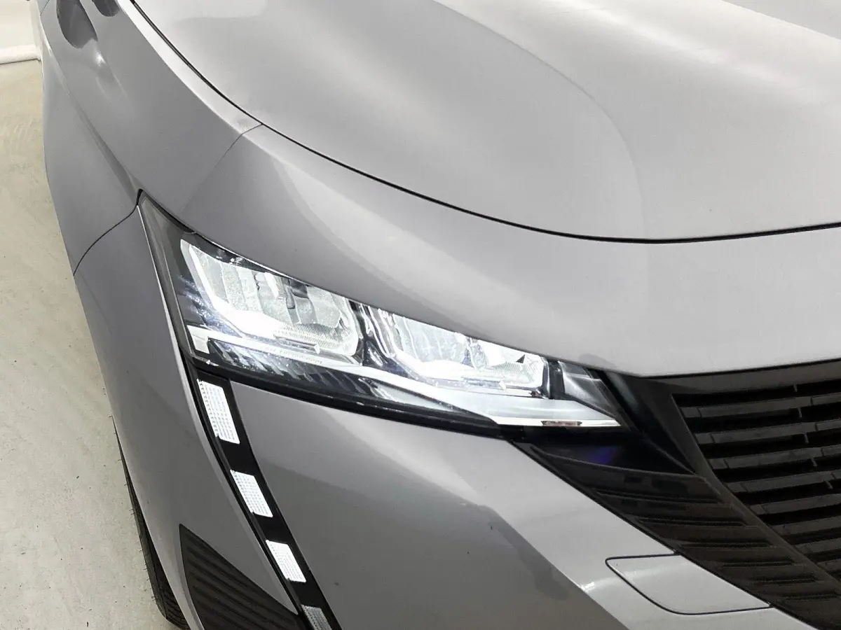 1.2 Active Pack Business 110pk | Trekhaak | Apple Carplay/Android Auto | Climate Control | Cruise Control | LED |