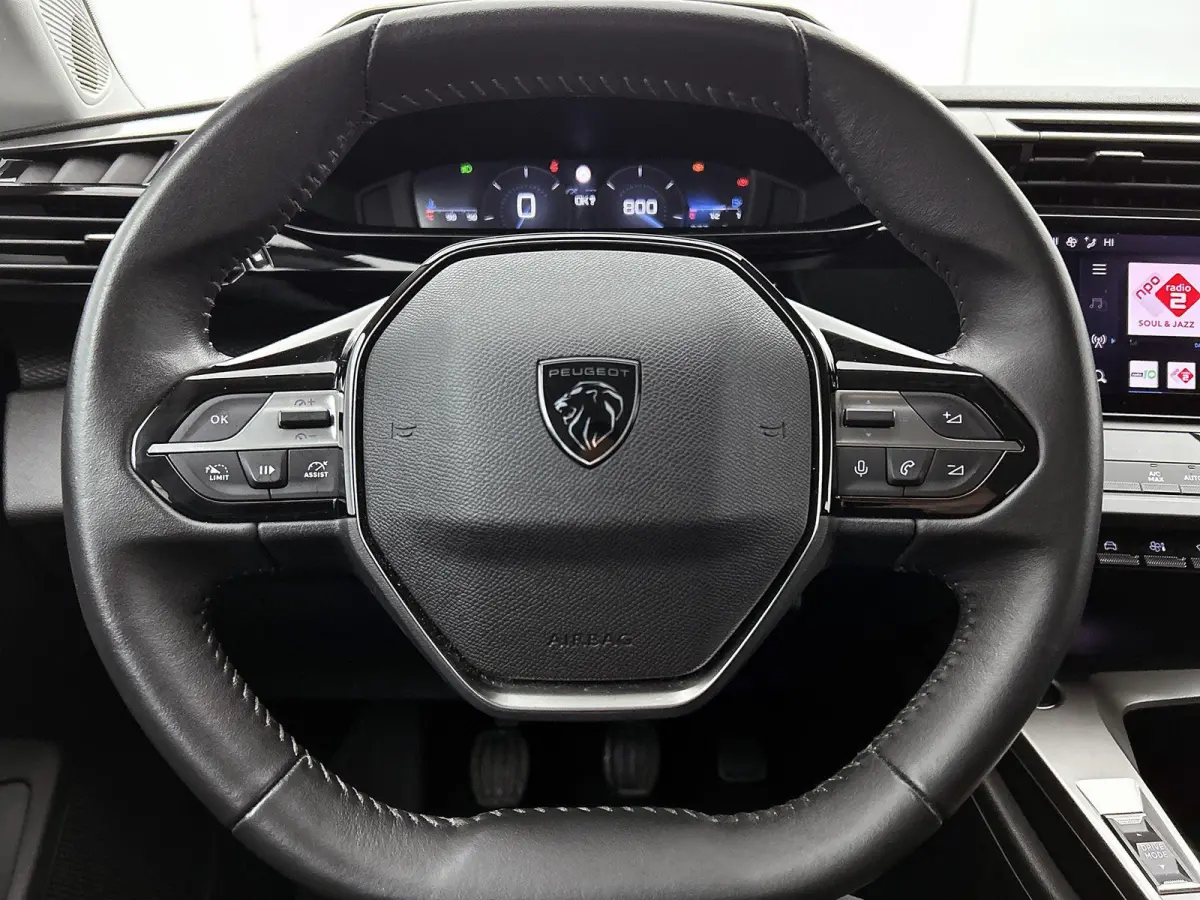 1.2 Active Pack Business 110pk | Trekhaak | Apple Carplay/Android Auto | Climate Control | Cruise Control | LED |
