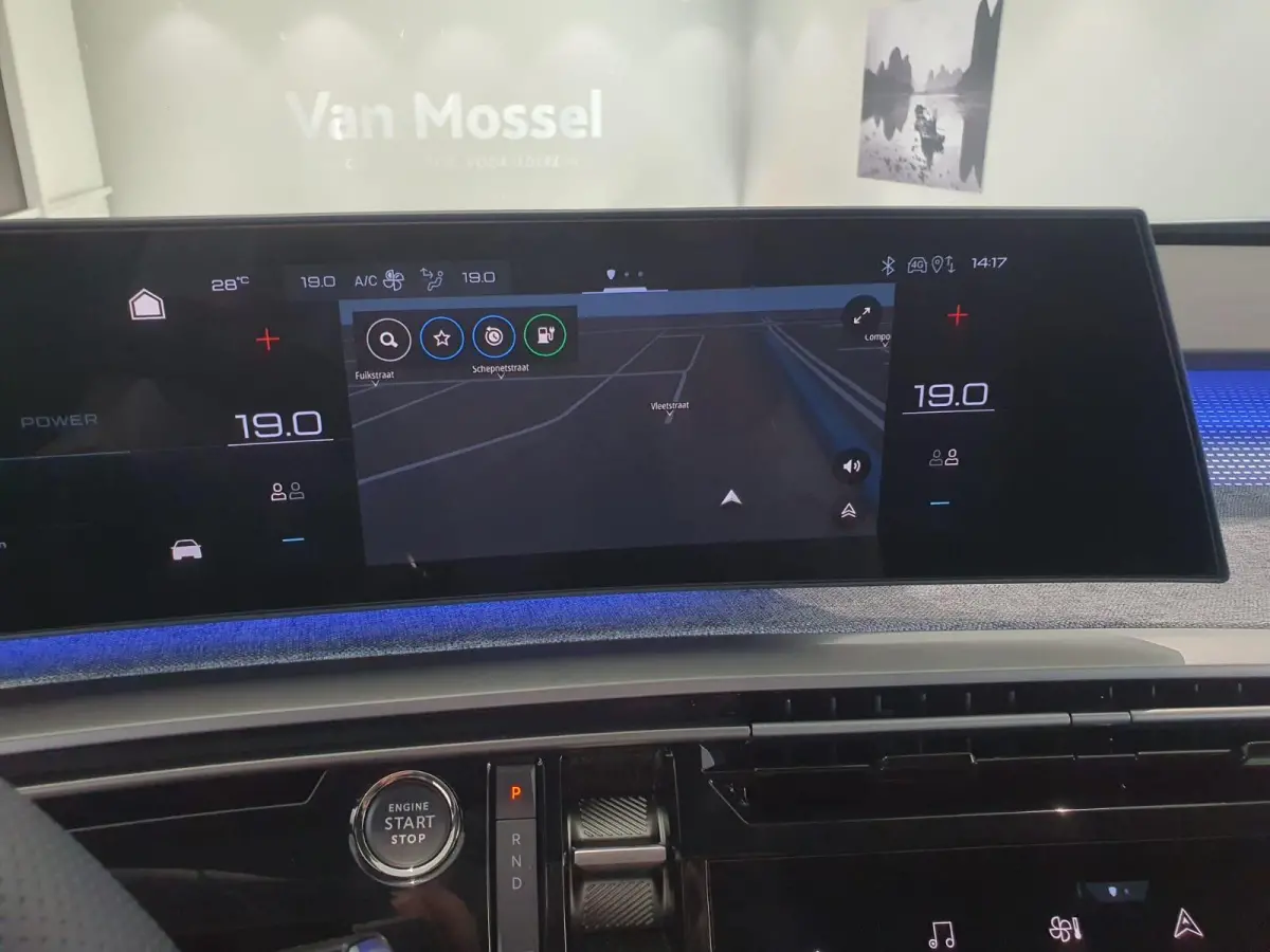GT 73 kWh | 360 graden camera | Voorstoelen verwarmd | Climate control | Apple Carplay/Android Auto