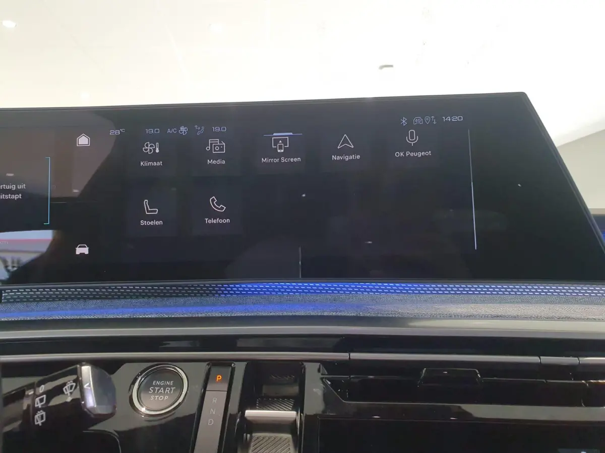 GT 73 kWh | 360 graden camera | Voorstoelen verwarmd | Climate control | Apple Carplay/Android Auto