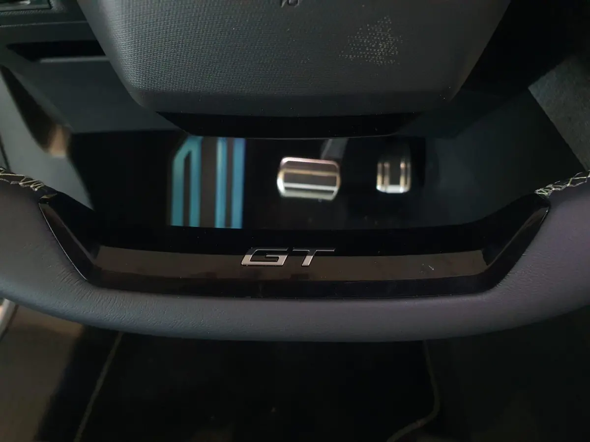 GT 73 kWh | 360 graden camera | Voorstoelen verwarmd | Climate control | Apple Carplay/Android Auto