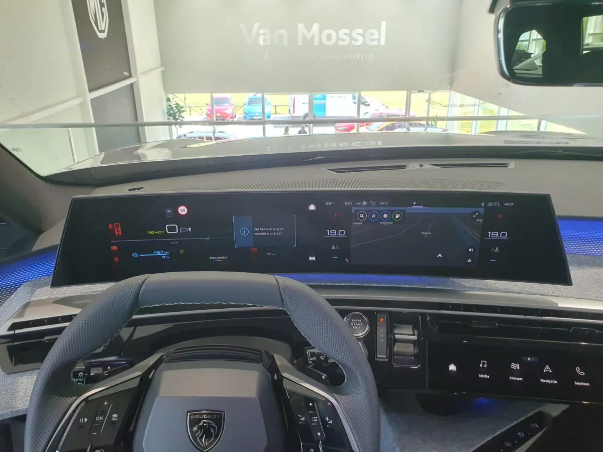 GT 73 kWh | 360 graden camera | Voorstoelen verwarmd | Climate control | Apple Carplay/Android Auto