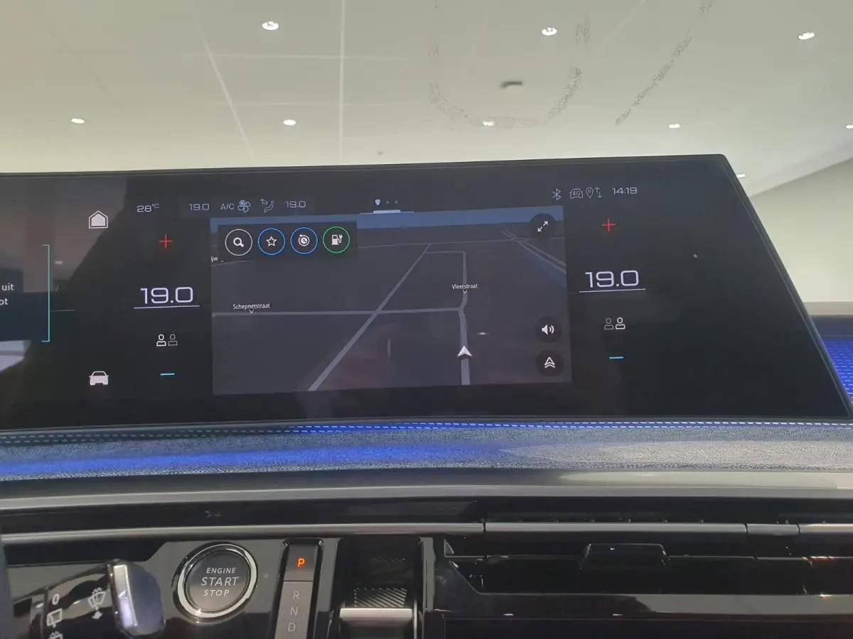 GT 73 kWh | 360 graden camera | Voorstoelen verwarmd | Climate control | Apple Carplay/Android Auto