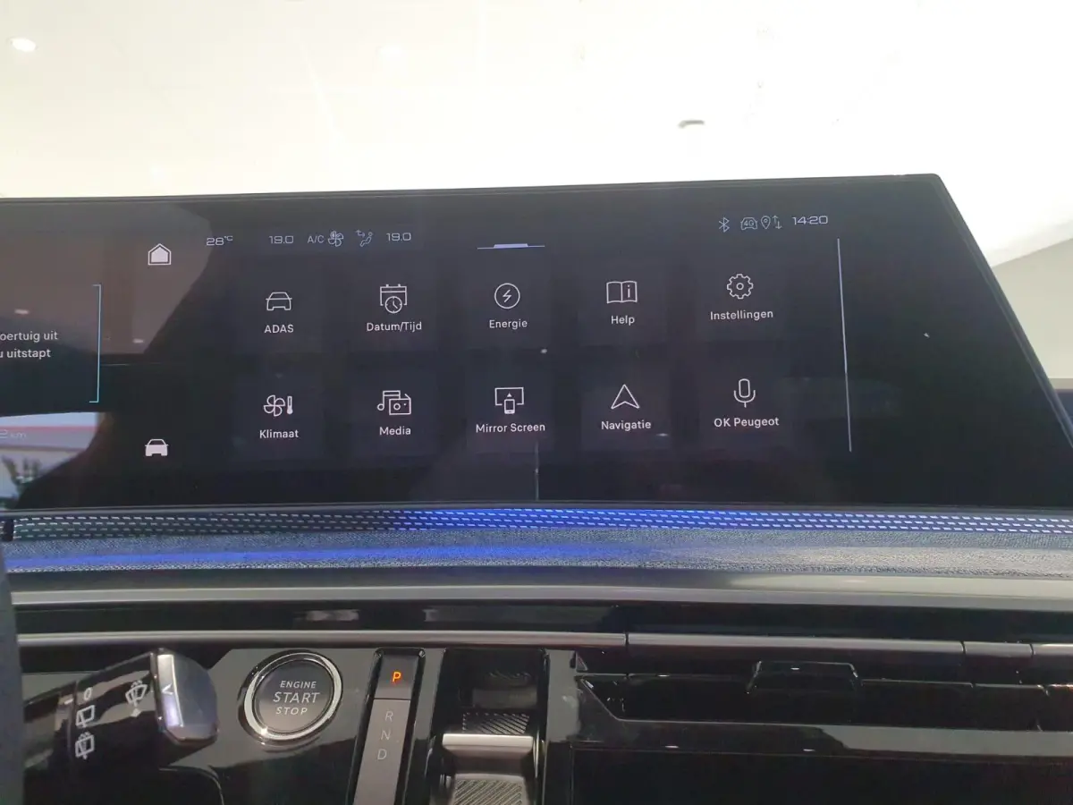GT 73 kWh | 360 graden camera | Voorstoelen verwarmd | Climate control | Apple Carplay/Android Auto