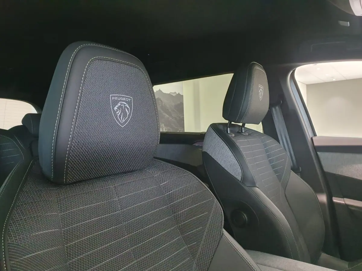 GT 73 kWh | 360 graden camera | Voorstoelen verwarmd | Climate control | Apple Carplay/Android Auto