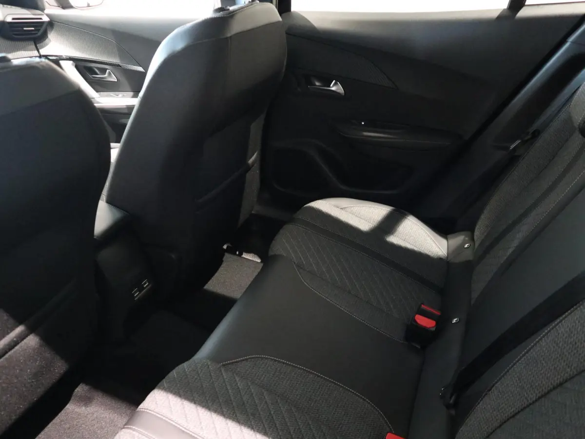 Allure | Navigatie | LMV | Camera | Apple Carplay | Cruise Control |