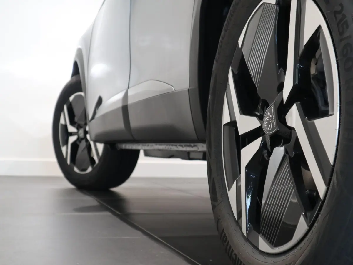 Allure | Navigatie | LMV | Camera | Apple Carplay | Cruise Control |