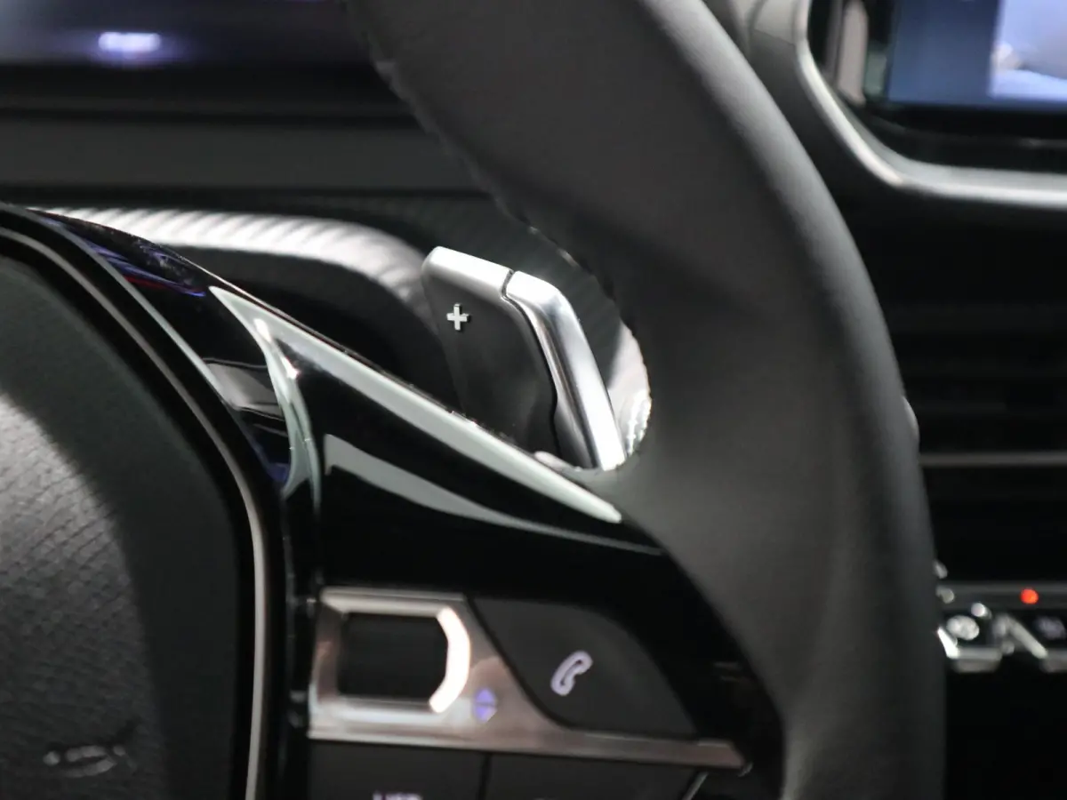 Allure | Navigatie | LMV | Camera | Apple Carplay | Cruise Control |