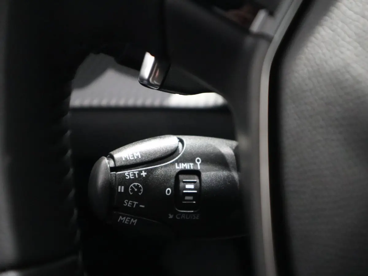 Allure | Navigatie | LMV | Camera | Apple Carplay | Cruise Control |