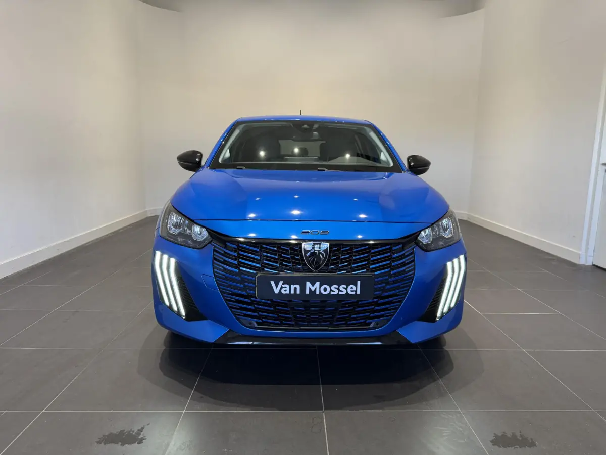 E-Style | Stoelverwarming | Apple Carplay & Android Auto | Parkeersensoren |