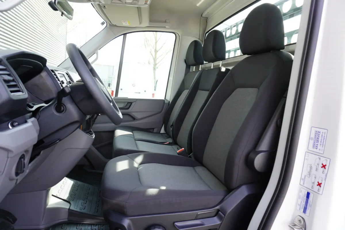 180pk Dubbellucht 4x4 Oberaigner 4Motion AWD Dubbellucht Open laadbak Trekhaak Cruise control Stoelverwarming Apple Carplay