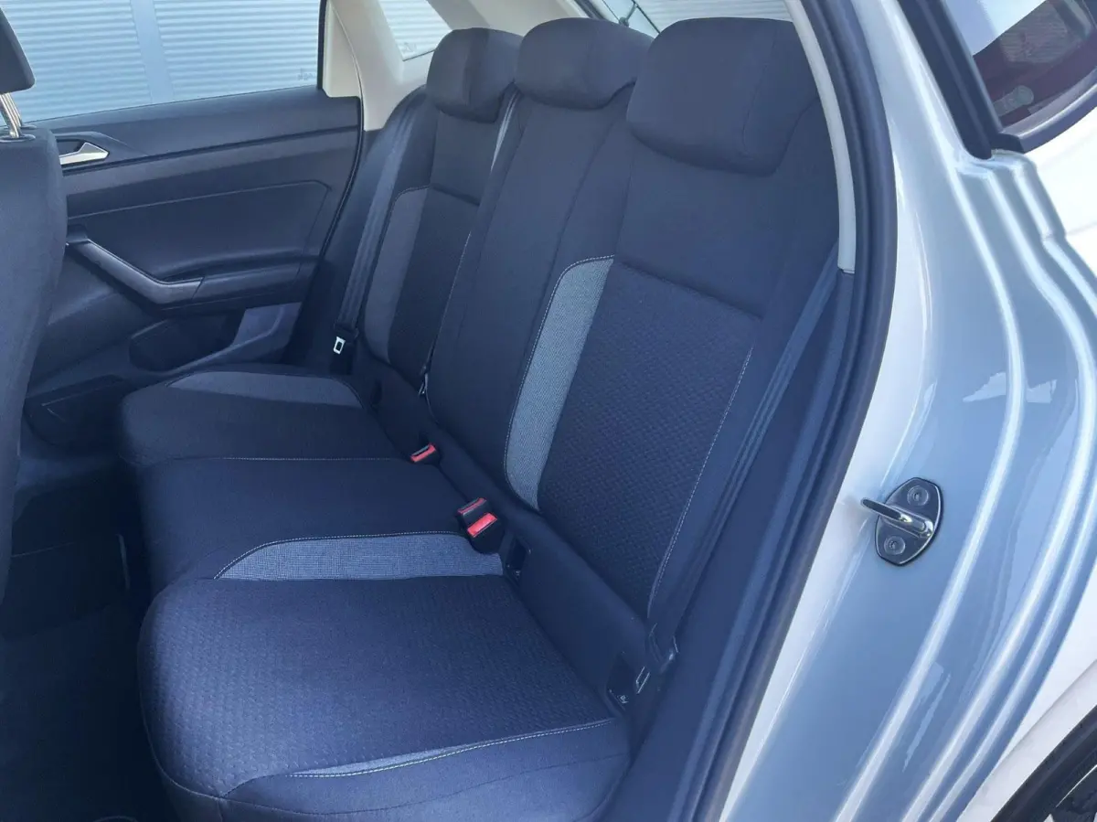 1.0 TSI 95pk Life | App Connect | Adaptive Cruise | Airco