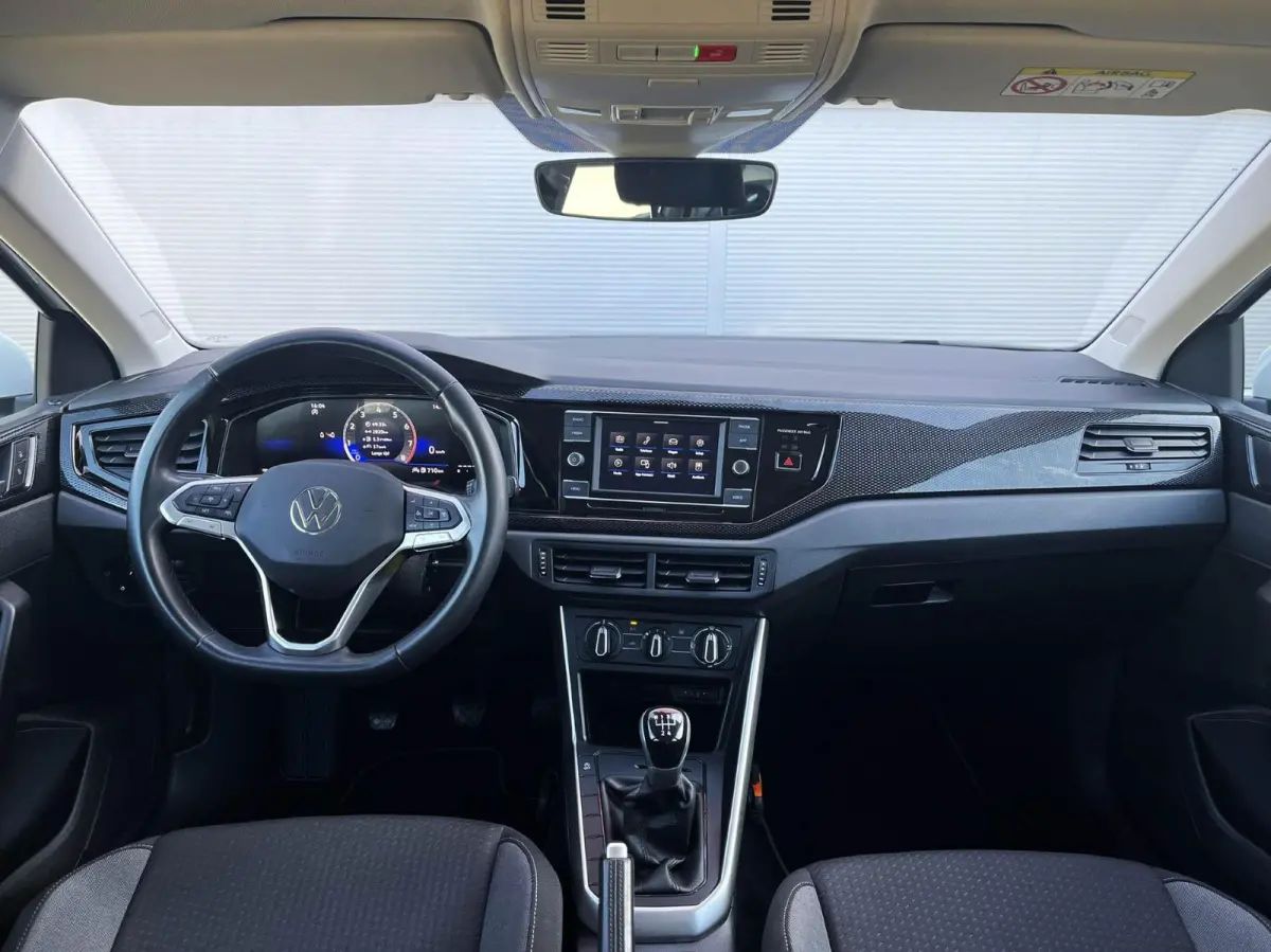 1.0 TSI 95pk Life | App Connect | Adaptive Cruise | Airco