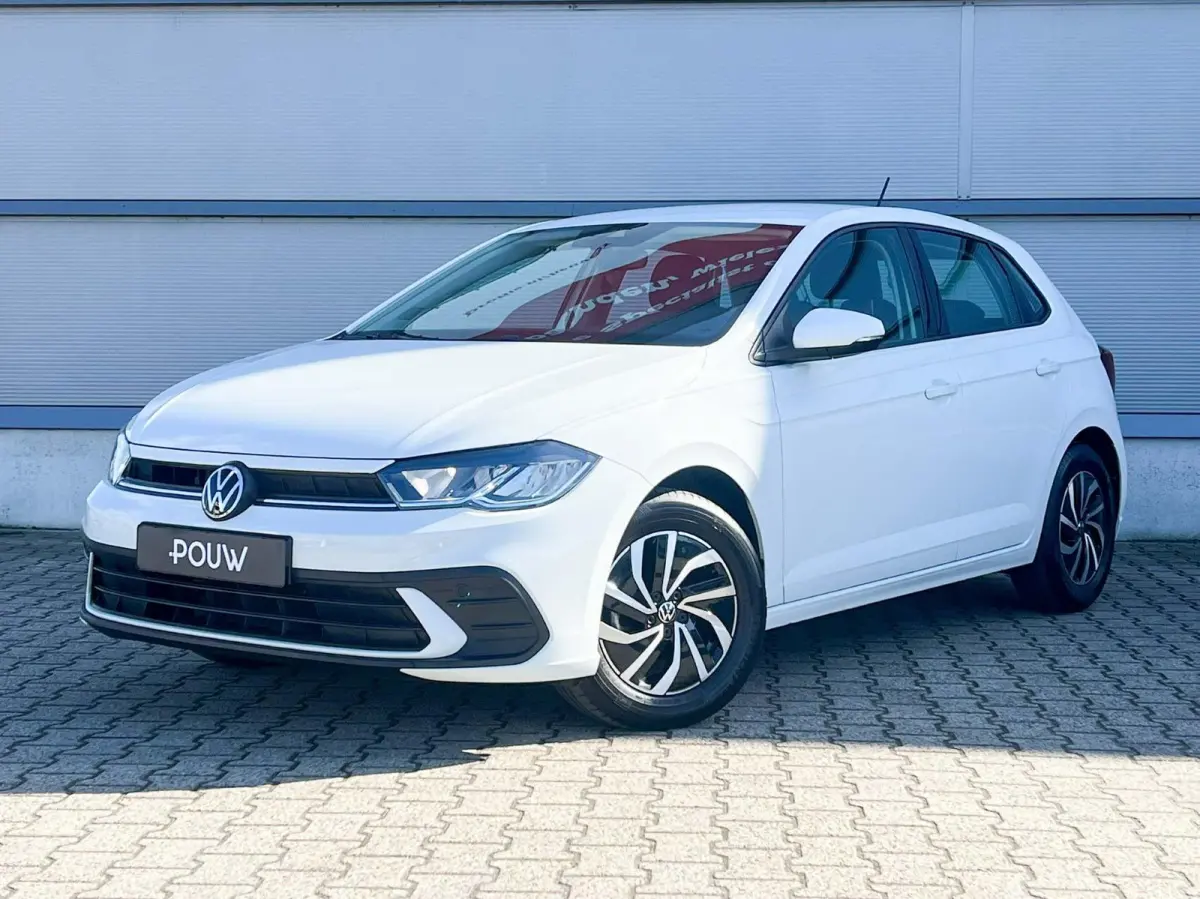 1.0 TSI 95pk Life | App Connect | Adaptive Cruise | Airco