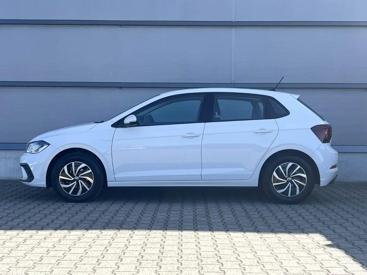 1.0 TSI 95pk Life | App Connect | Adaptive Cruise | Airco