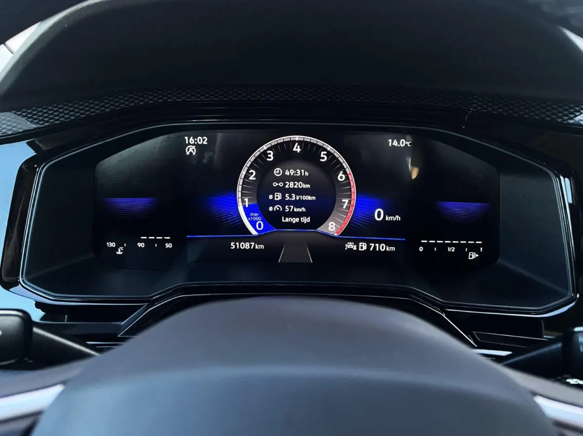 1.0 TSI 95pk Life | App Connect | Adaptive Cruise | Airco